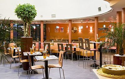 3* Ibis Heroes Square Hotel Restaurant in Budapest