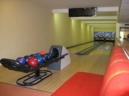 Bowlingbahn im Bio Art Hotel Szepia in Zsambek - aktive Erholung im Zsambek-Tal - ständige Aktionen, Pauschale