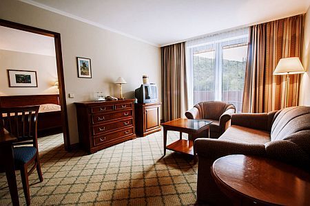 Romantisches Doppelzimmer mit Balkon im Thermal Hotel Visegrad