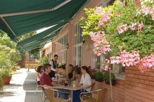 Hunguest Hotel Griff Budapest - romantische Terrasse - Budapest Hotels - Hotel Griff - Budapest